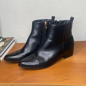 IDIFU Black Pointed-Toe Faux Leather Ankle Boots with Side Zip